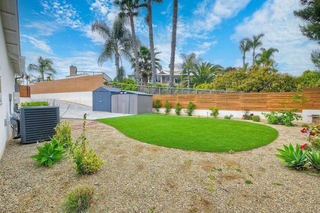229 Yacon St, Vista, CA 92083 - view of yard featuring cooling unit