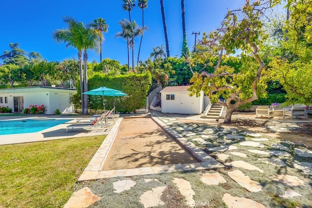 27649 Palos Verdes Dr E, Rancho Palos Verdes, CA 90275 - view of grassy yard featuring an outdoor pool and a patio area