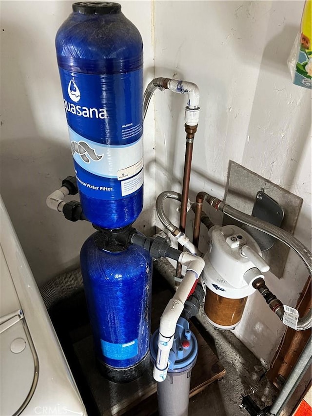 3603 W 144th Pl, Hawthorne, CA 90250 - detailed view of pump