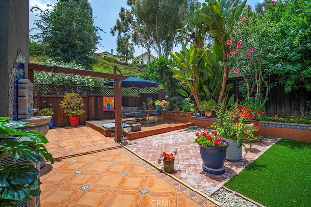 29111 Pompano Way, Laguna Niguel, CA 92677 - fenced backyard with a wooden deck and a patio