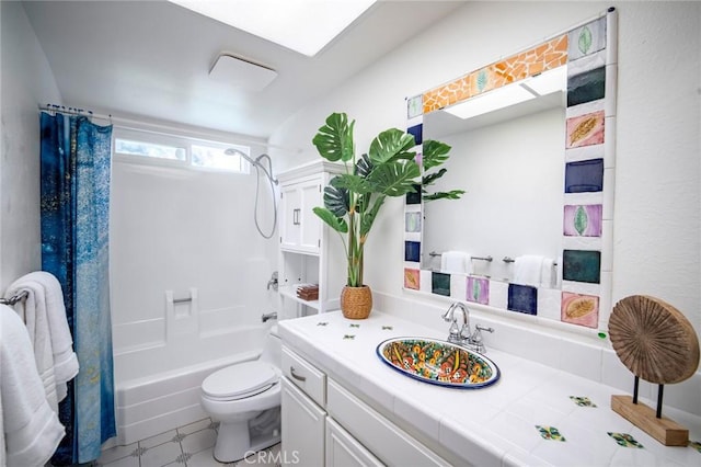 29111 Pompano Way, Laguna Niguel, CA 92677 - full bathroom featuring vanity and shower / bath combo with shower curtain