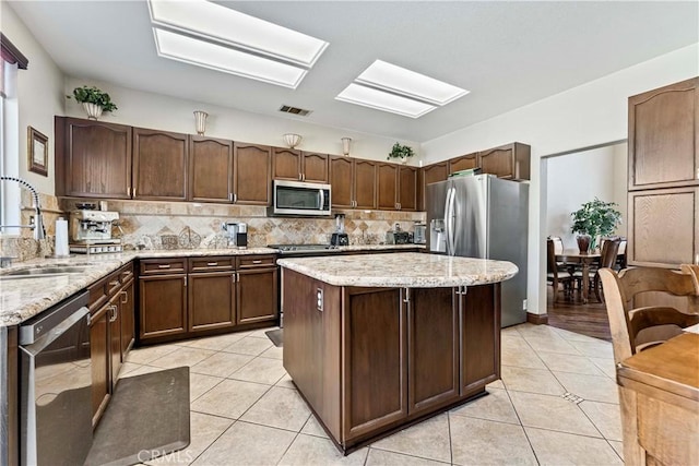 3582 Cedar Ridge Ln, Corona, CA 92881 - photo 21