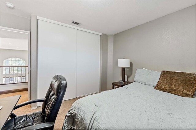 3582 Cedar Ridge Ln, Corona, CA 92881 - carpeted bedroom featuring an office area, a closet, and recessed lighting
