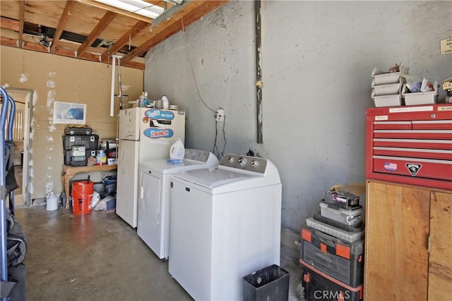 10108 Roseton Ave, Santa Fe Springs, CA 90670 - laundry area featuring washing machine and clothes dryer