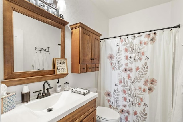 31081 Bunker Dr, Temecula, CA 92591 - bathroom with vanity, toilet, and a shower with curtain