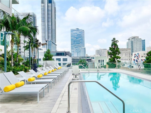 1050 S Grand Ave Unit 2003, Los Angeles, CA 90015 - community pool featuring a city view