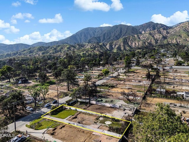 3296 Fair Oaks Ave, Altadena, CA 91001