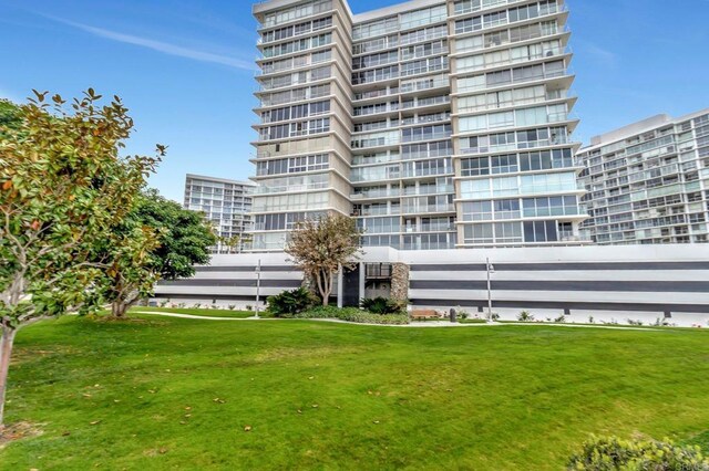 1820 Avenida Del Mundo Unit 1506, Coronado, CA 92118 - photo 48