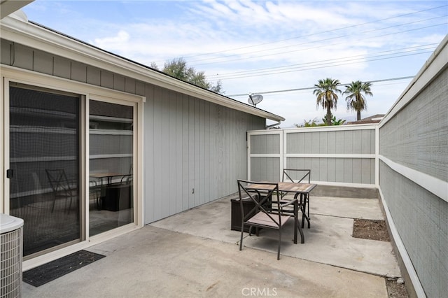 4622 San Jose St Unit W, Montclair, CA 91763 - view of patio / terrace with outdoor dining space
