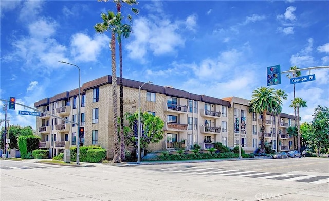 2175 S Beverly Glen Blvd Unit 203, Los Angeles, CA 90025 - photo 30