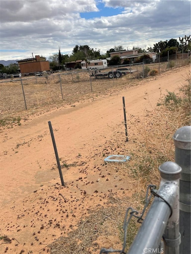 14317 Jicarilla Rd, Apple Valley, CA 92307 - view of community