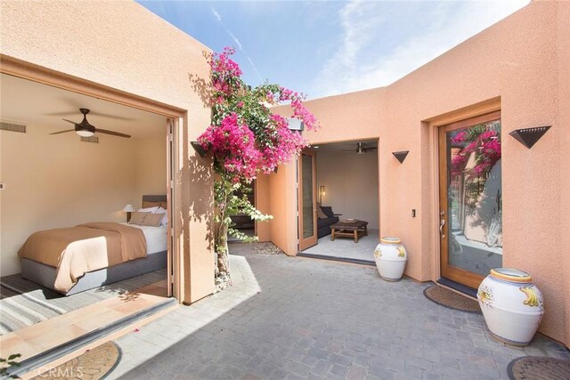 50135 Camino Privado Ln, Quinta, CA 92253 - view of patio featuring ceiling fan