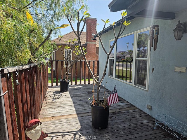 3817 Somerset Dr, Los Angeles, CA 90008 - view of wooden deck