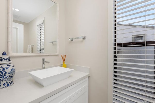 12812 Caminito En Flor, Del Mar, CA 92014 - bathroom featuring vanity