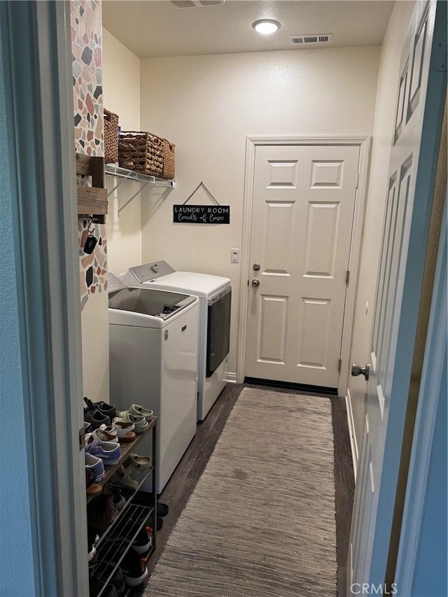31827 Ives Ct, Menifee, CA 92584 - laundry room featuring washing machine and clothes dryer and dark wood-type flooring