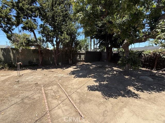 10111 Dewey Dr, Garden Grove, CA 92840 - view of yard