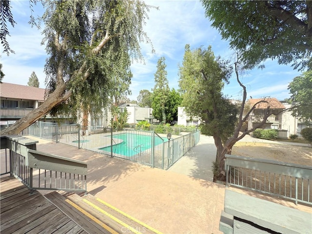 8601 International Ave Unit 179, Canoga Park, CA 91304 - community pool featuring a patio area