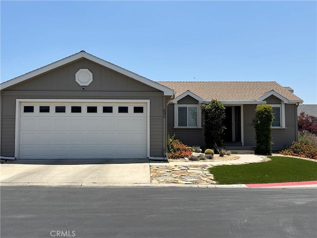 140 W Pioneer Ave Unit 52, Redlands, CA 92374 - ranch-style house featuring concrete driveway, a front yard, and an attached garage