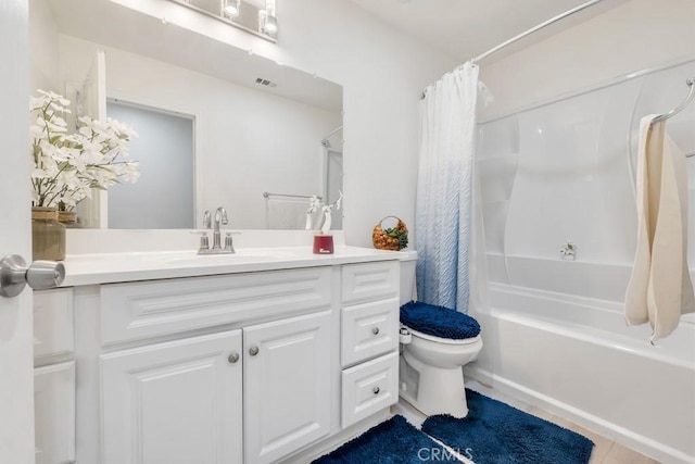 7701 Baird Ave, Reseda, CA 91335 - bathroom with toilet, vanity, shower / bath combo, and tile patterned floors