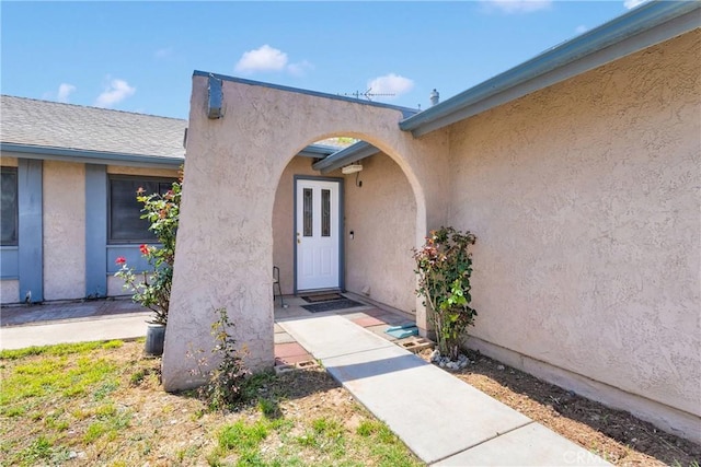 9820 Mandalay Ct, Riverside, CA 92503 - property entrance featuring stucco siding