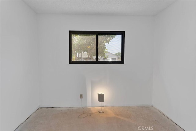 9820 Mandalay Ct, Riverside, CA 92503 - view of empty room