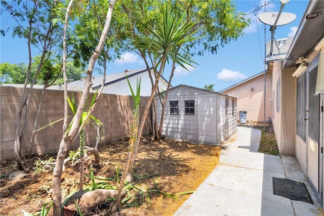 9820 Mandalay Ct, Riverside, CA 92503 - fenced backyard featuring a patio area