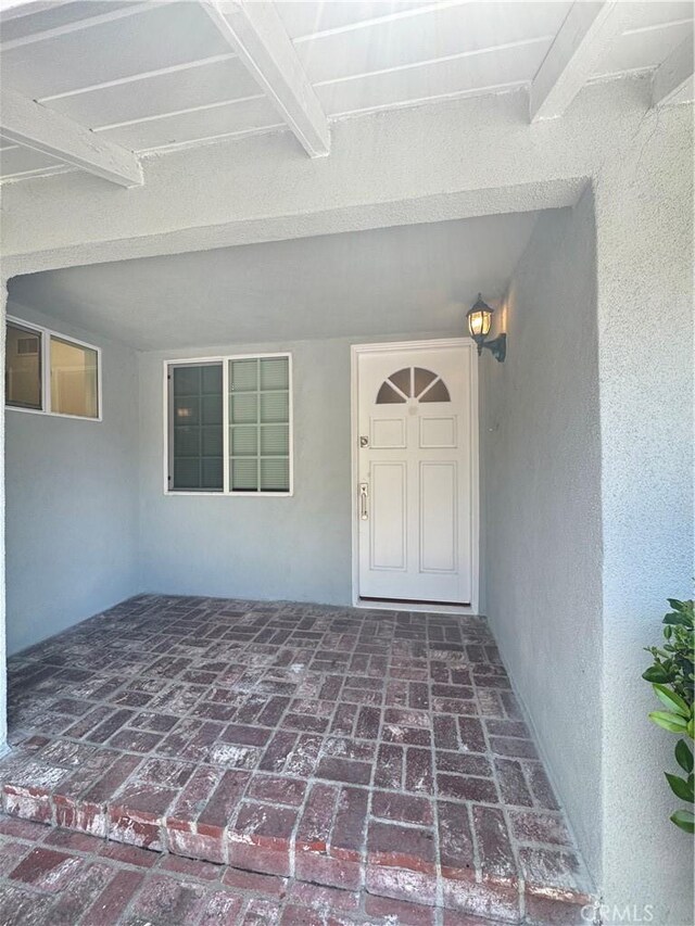 23308 Friar St, Woodland Hills, CA 91367 - entrance to property