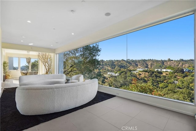 9716 Oak Pass Rd, Beverly Hills, CA 90210 - balcony with an outdoor living space