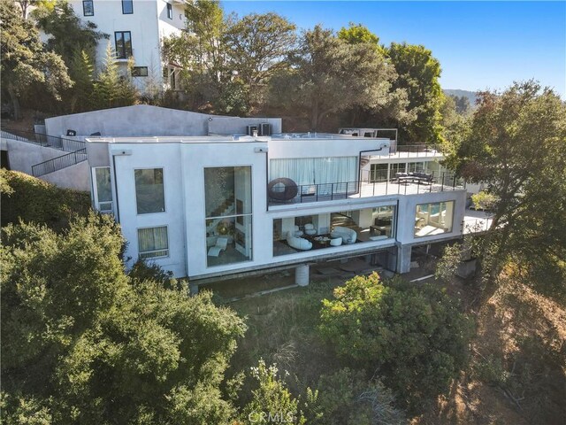 9716 Oak Pass Rd, Beverly Hills, CA 90210 - view of rear view of property