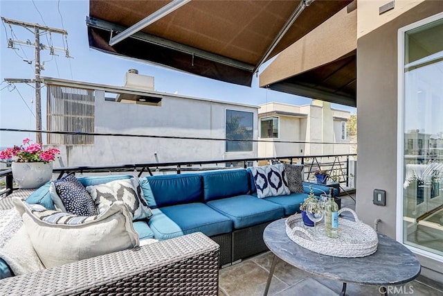 417 23rd St, Manhattan Beach, CA 90266 - balcony with outdoor lounge area