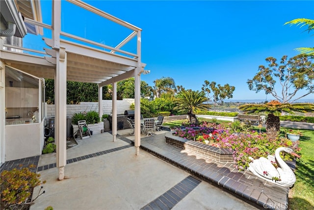 30252 Sonrisa Ln, Laguna Niguel, CA 92677 - view of patio / terrace featuring a balcony