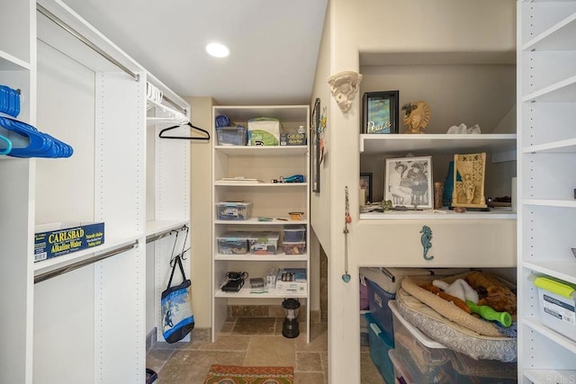 1744 Tattenham Rd, Encinitas, CA 92024 - view of pantry
