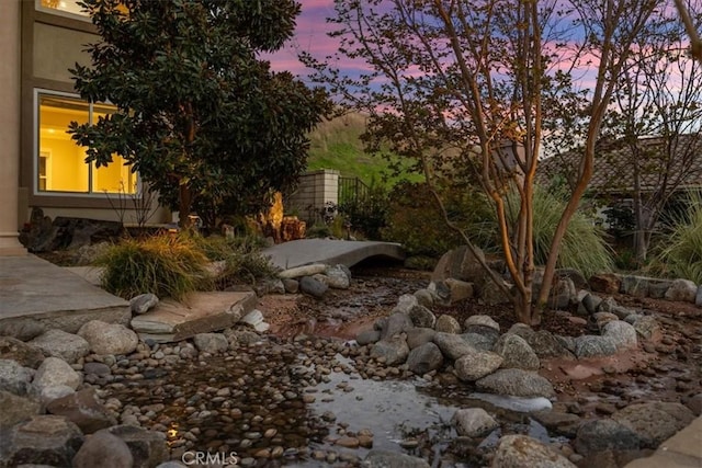 5420 Kodiak Mountain Dr, Yorba Linda, CA 92887 - view of yard at dusk