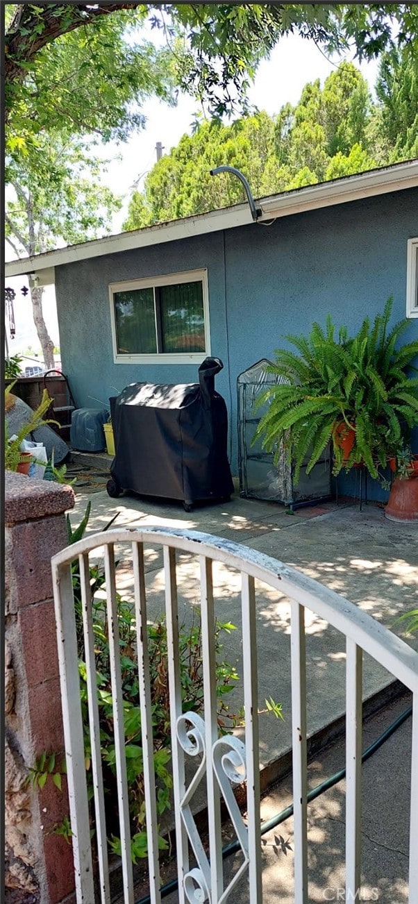 858 Sequoia St, San Bernardino, CA 92407 - view of home's exterior with stucco siding