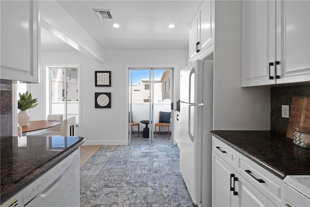 1524 Franklin St Unit C, Santa Monica, CA 90404 - kitchen featuring white appliances, white cabinets, dark stone countertops, recessed lighting, and baseboards