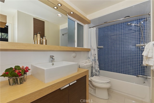 27476 School Rd, Lake Arrowhead, CA 92326 - full bath with vanity, shower / bath combo, toilet, tile patterned flooring, and recessed lighting