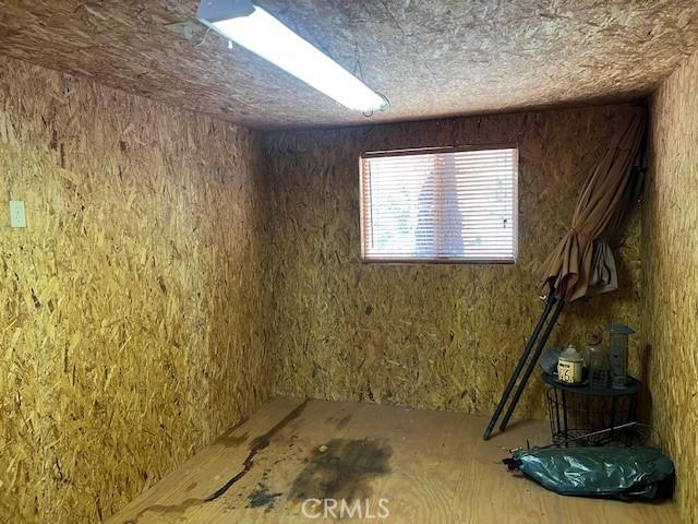 33477 Fern Dr, Green Valley Lake, CA 92341 - view of empty room