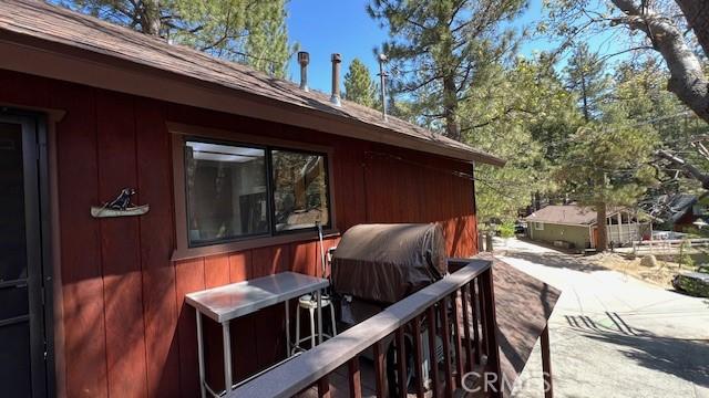 33477 Fern Dr, Green Valley Lake, CA 92341 - view of home's exterior