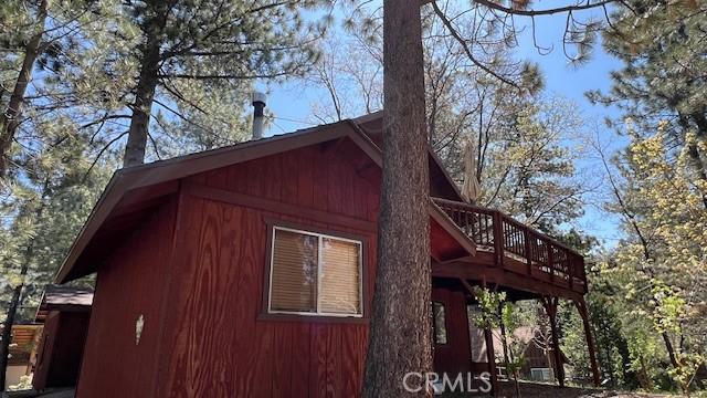 33477 Fern Dr, Green Valley Lake, CA 92341 - view of side of property featuring a deck