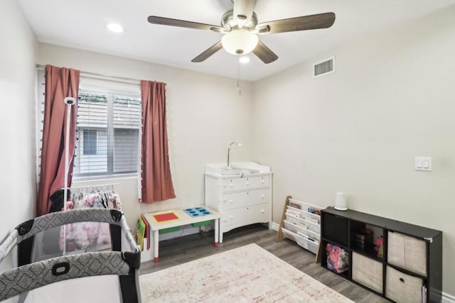 951 Amistad Ct Unit C, El Cajon, CA 92019 - bedroom featuring wood finished floors, recessed lighting, a ceiling fan, and baseboards