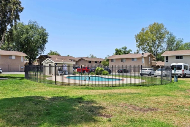 951 Amistad Ct Unit C, El Cajon, CA 92019 - view of swimming pool featuring a residential view