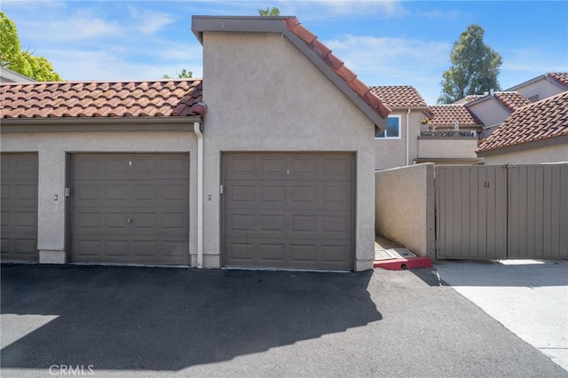 28241 Sorrento Unit 124, Laguna Niguel, CA 92677 - garage with a gate