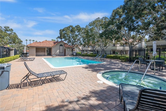 28241 Sorrento Unit 124, Laguna Niguel, CA 92677 - community pool featuring a hot tub and a patio area