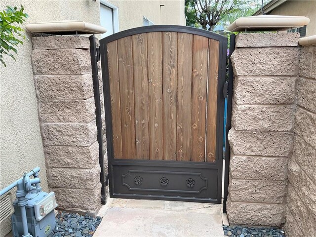 29944 Peach Tree Ct, Murrieta, CA 92563 - view of gate
