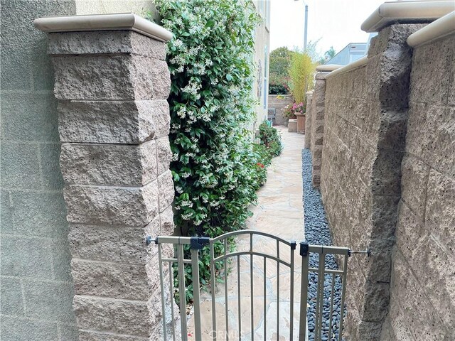 29944 Peach Tree Ct, Murrieta, CA 92563 - view of gate