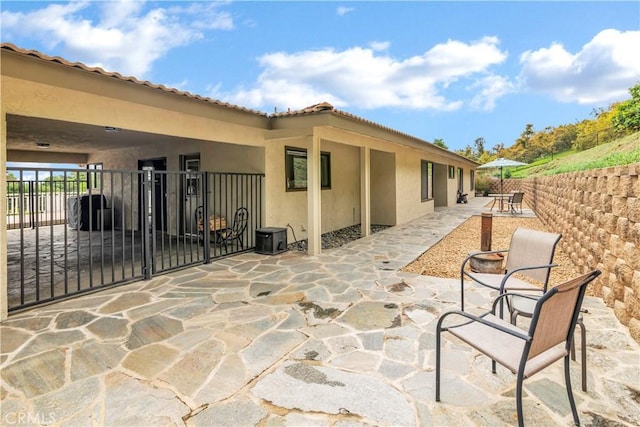 735 Del Valle Dr, Fallbrook, CA 92028 - view of patio