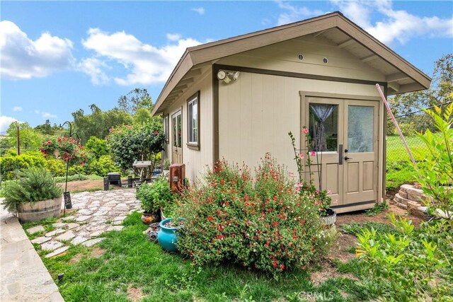 735 Del Valle Dr, Fallbrook, CA 92028 - view of shed