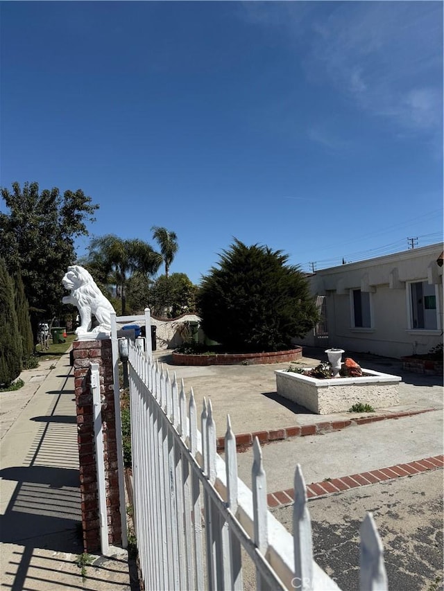 12406 Haley St, Sun Valley, CA 91352 - view of yard