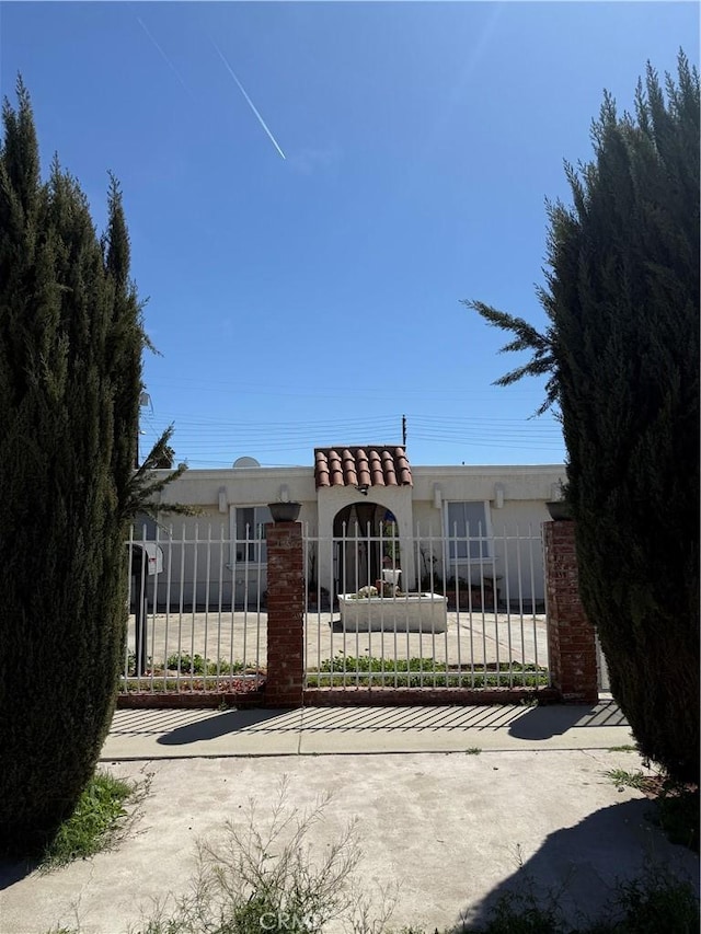 12406 Haley St, Sun Valley, CA 91352 - view of gate