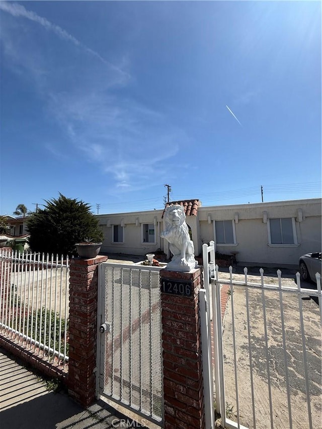 12406 Haley St, Sun Valley, CA 91352 - manufactured / mobile home with a gate